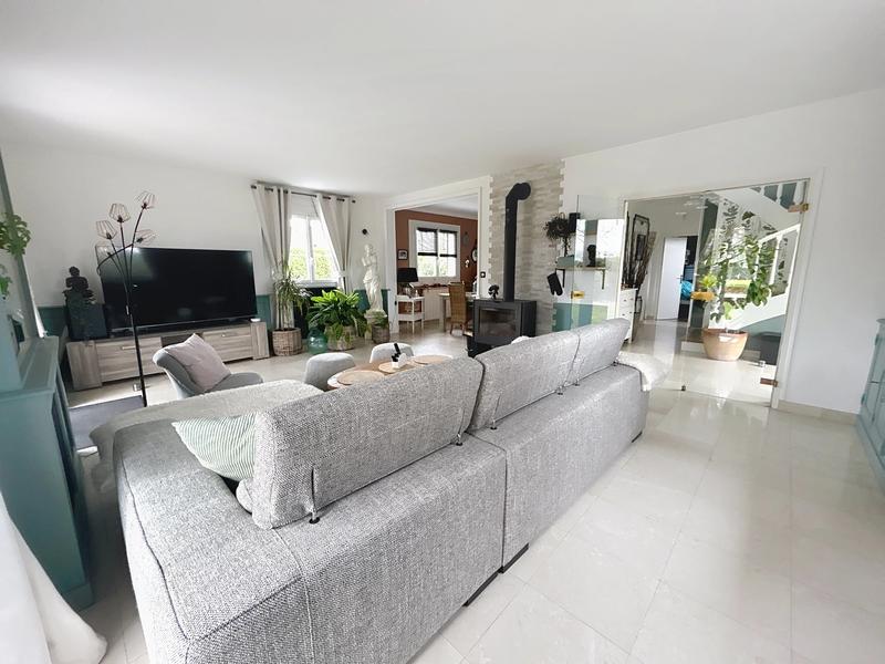 Maison - 197 m² - 8 pièces