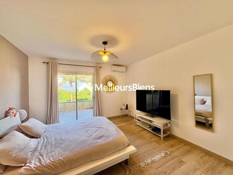 Villa - 160 m² - 5 pièces