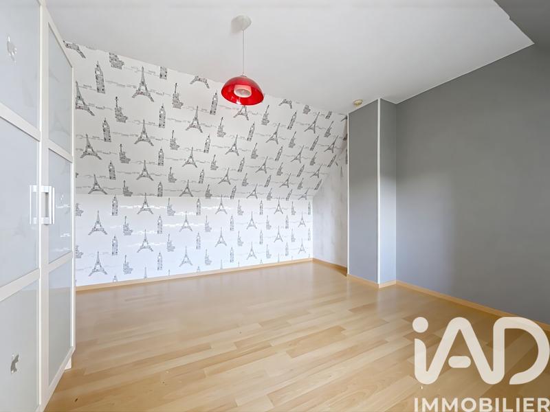 Maison - 95 m² - 4 pièces