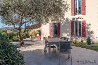 Maison de maîtres - 160 m² - 6 pièces