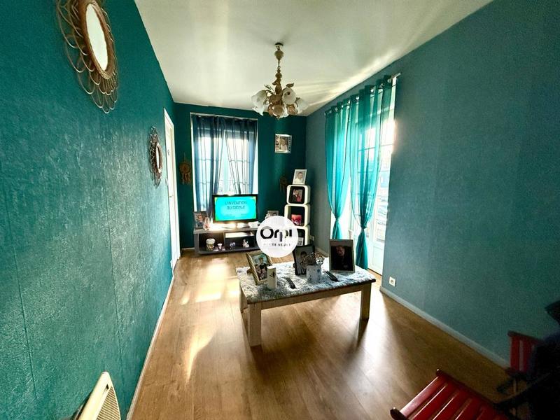 Immeuble - 211 m² - 6 pièces