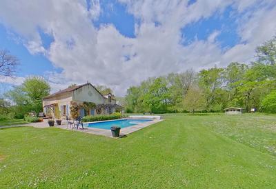 Maison - 125 m² - 5 pièces