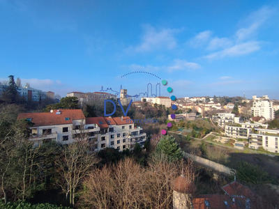 Appartement - 88 m² - 4 pièces