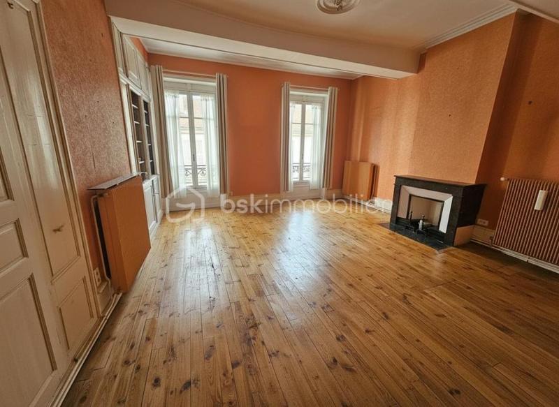 Appartement - 164 m² - 6 pièces