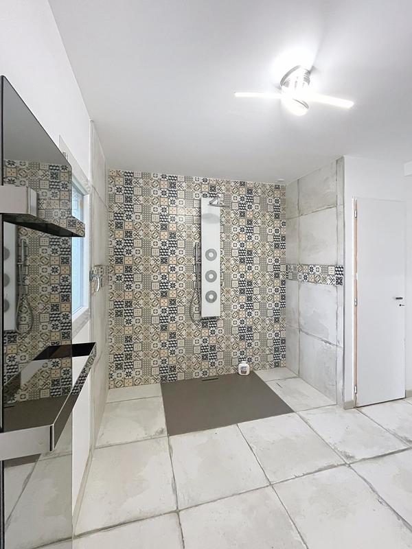 Maison - 136 m² - 5 pièces