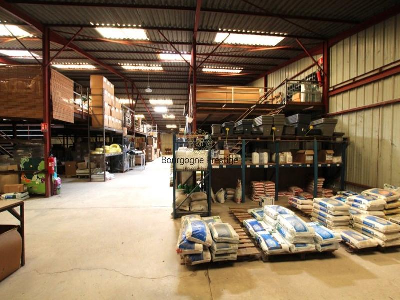 Local d'activité / Entrepôt - 5 188 m²
