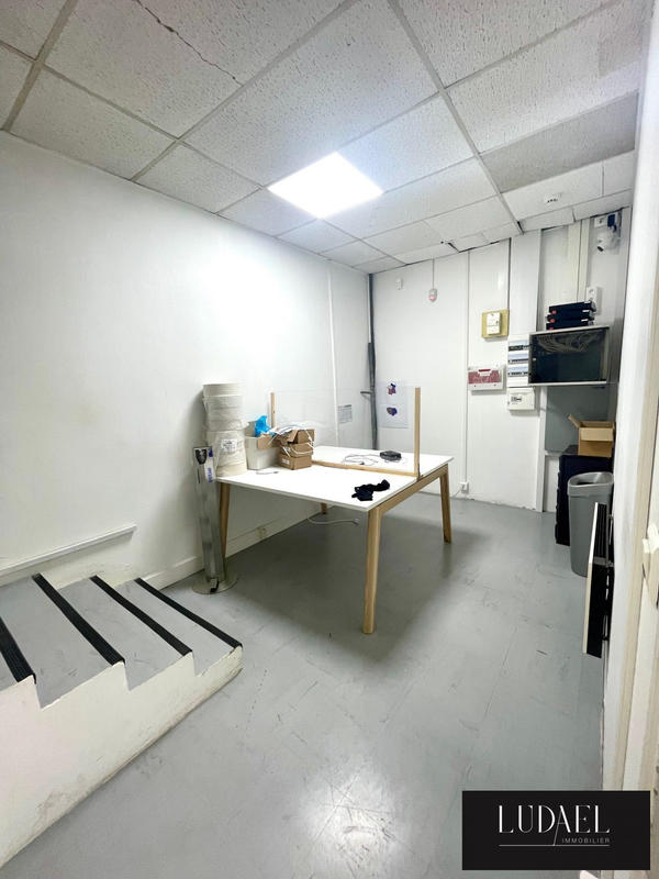 Bureau - 110 m² - 3 pièces