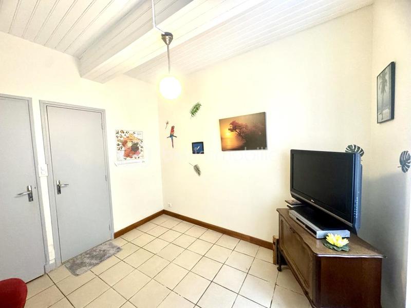 Maison ancienne - 202 m² - 9 pièces