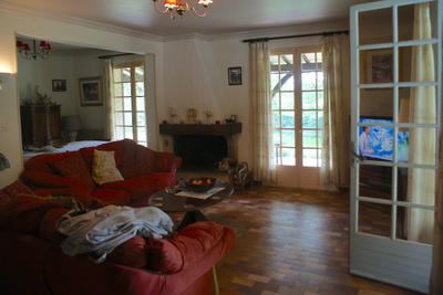 Maison - 138 m² - 9 pièces