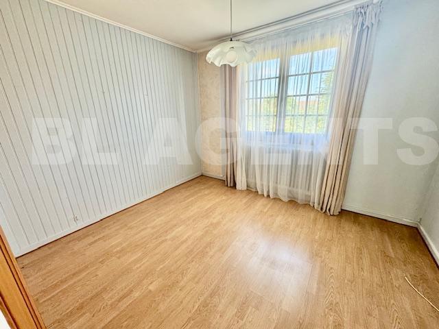 Maison traditionnelle - 180 m² - 6 pièces