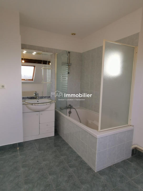 Appartement - 75 m² - 4 pièces