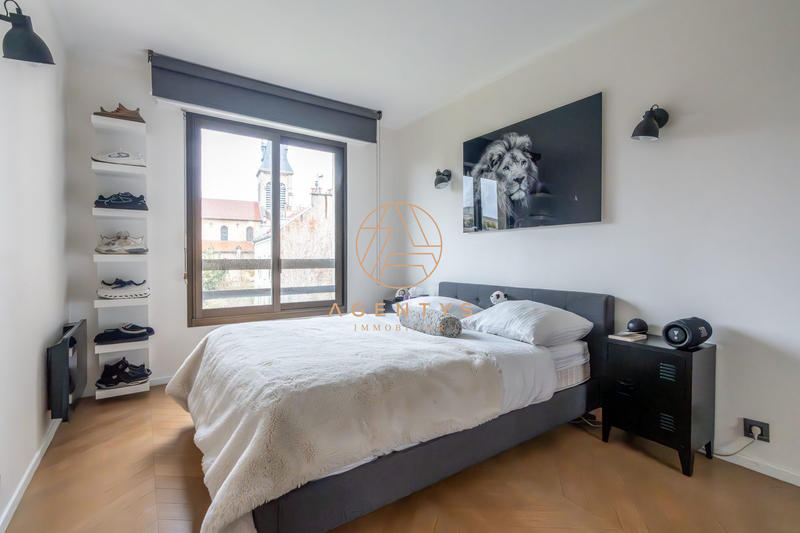 Appartement - 122 m² - 5 pièces