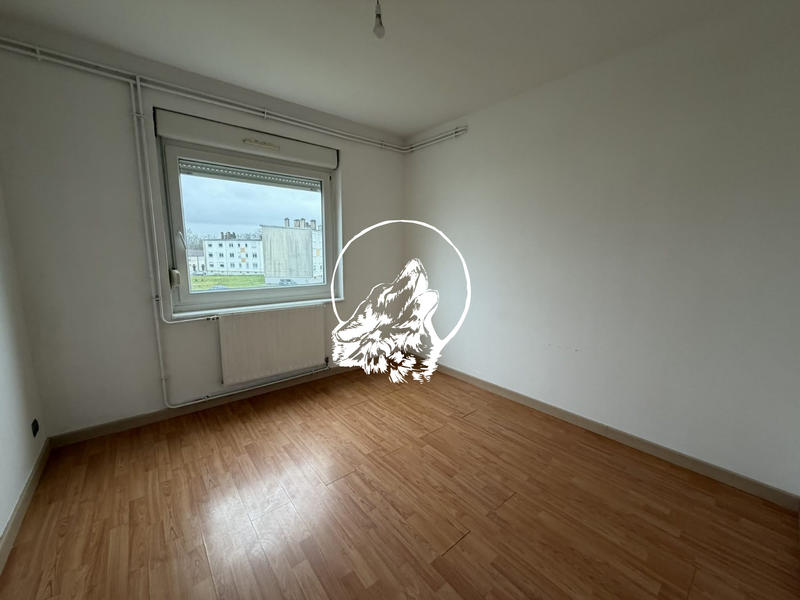 Appartement - 85 m² - 5 pièces