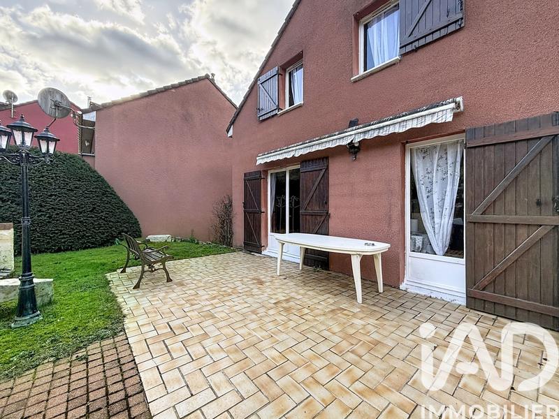 Maison - 88 m² - 4 pièces