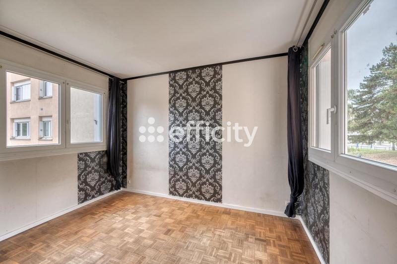 Appartement - 86 m² - 5 pièces