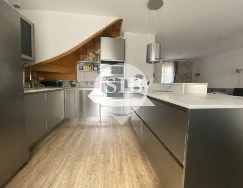 Maison ancienne - 110 m² - 5 pièces