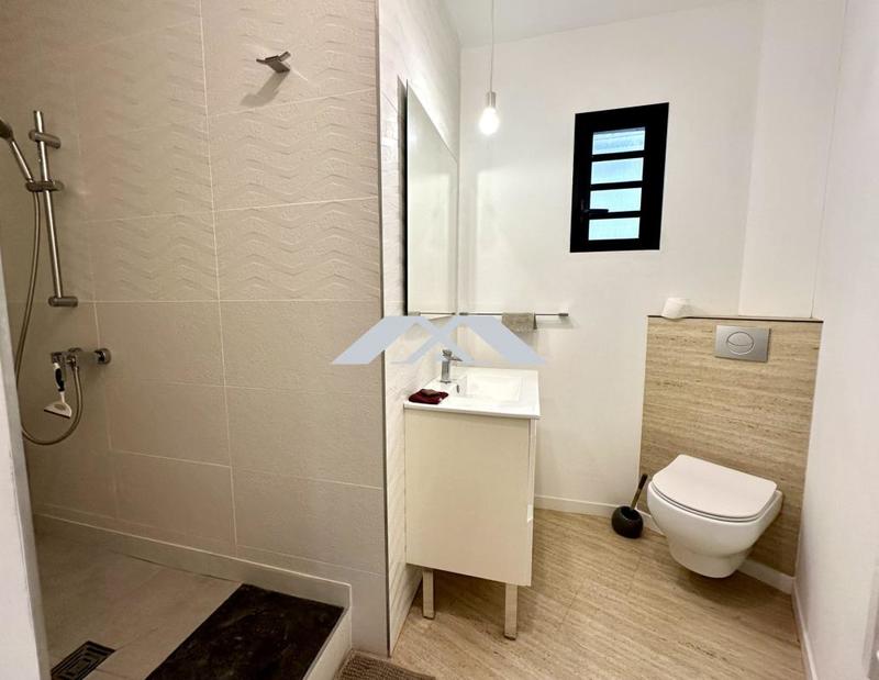 Villa - 200 m² - 7 pièces