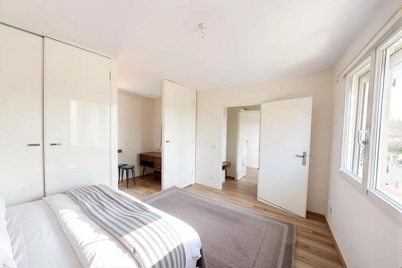 Maison - 203 m² - 5 pièces