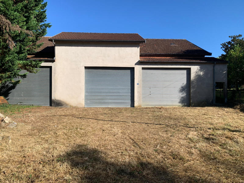 Parking / Garage - 315 m²