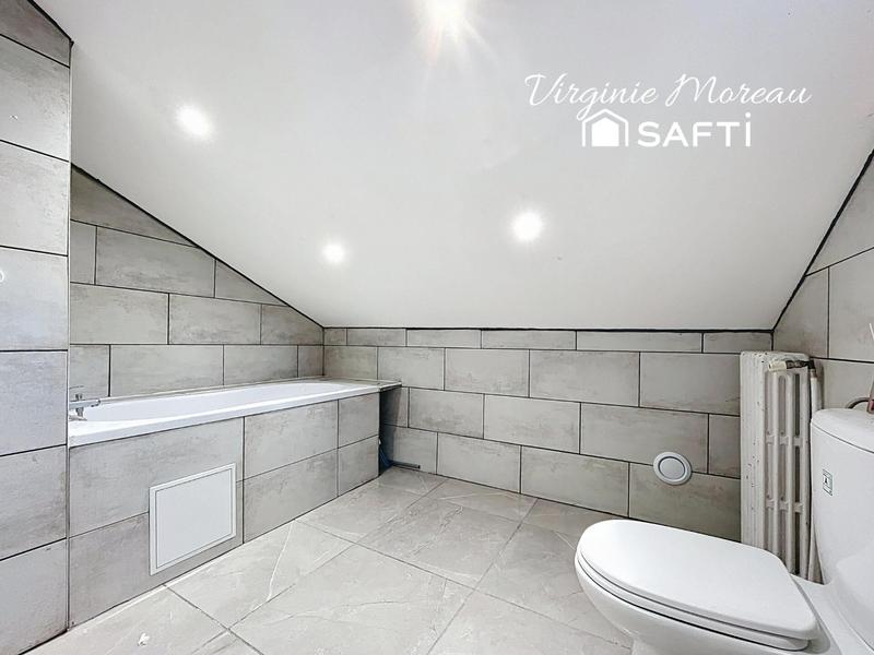 Maison - 84 m² - 5 pièces