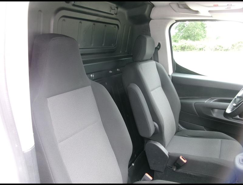 Peugeot Partner Bhdi 100 Asphalt Long Bvm