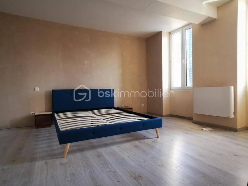 Immeuble - 209 m² - 3 pièces