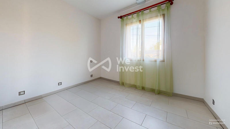 Maison - 234 m² - 7 pièces