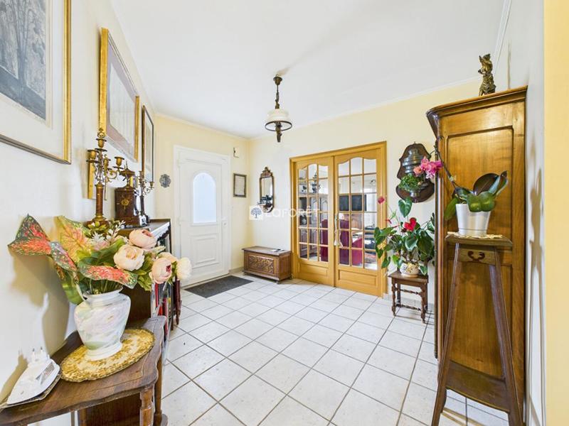 Maison - 187 m² - 8 pièces