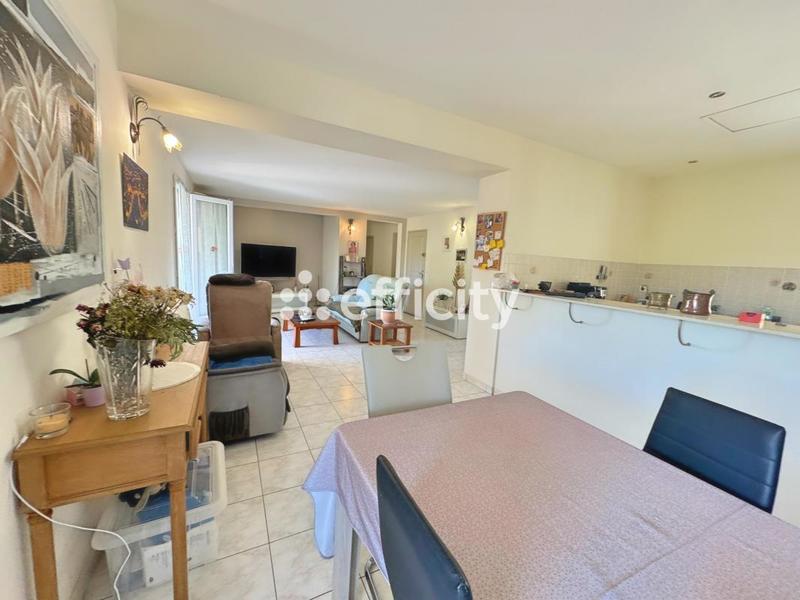 Maison - 173 m² - 7 pièces