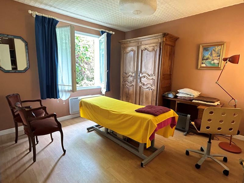 Maison - 199 m² - 8 pièces