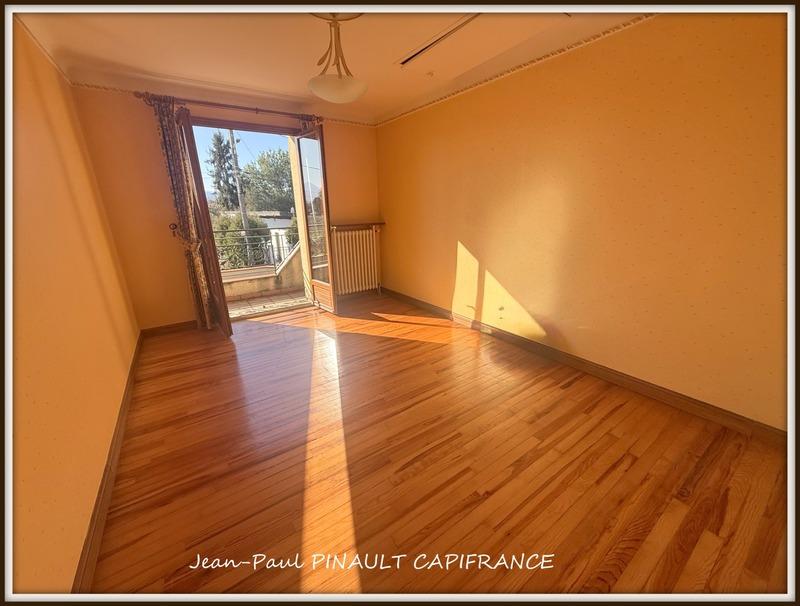 Maison - 163 m² - 8 pièces