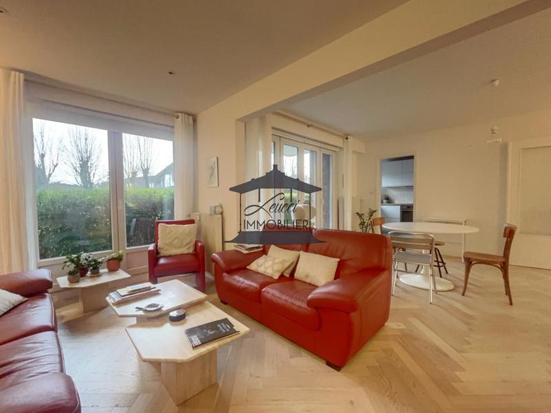 Appartement - 95 m² - 4 pièces