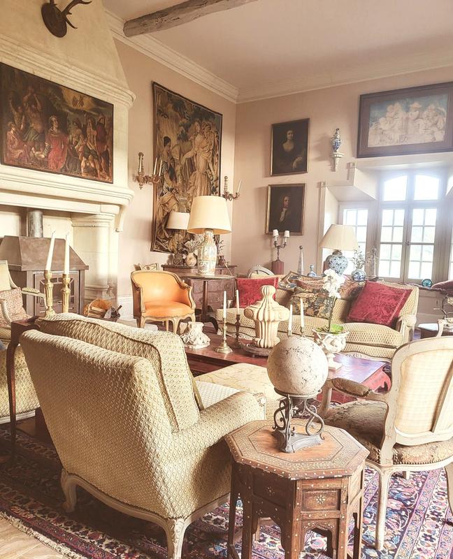 Maison de maîtres - 590 m² - 9 pièces