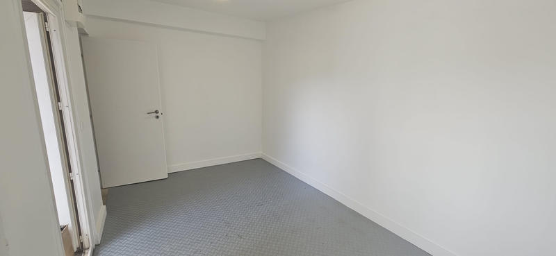 Local commercial - 317 m²