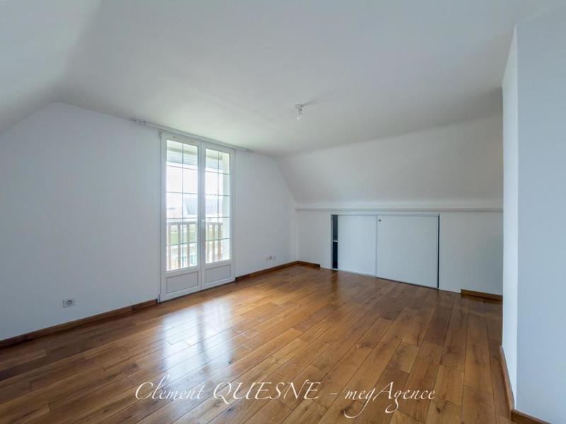 Maison - 102 m² - 5 pièces