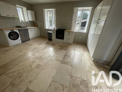 Maison - 92 m² - 4 pièces