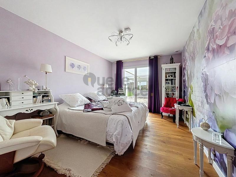 Maison - 143 m² - 7 pièces