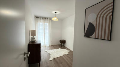 Appartement - 79 m² - 4 pièces