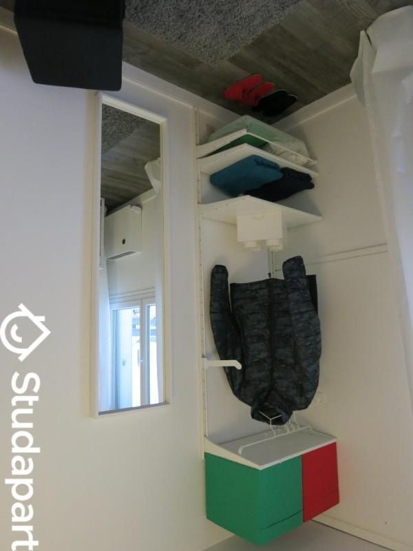 Chambre - 12 m² - 1 pièce