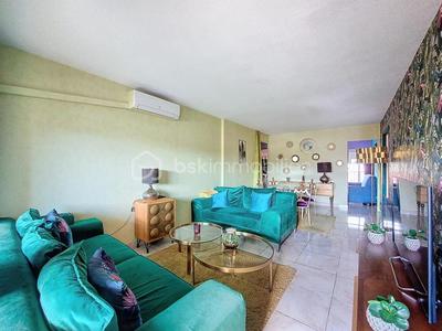 Appartement - 75 m² - 4 pièces