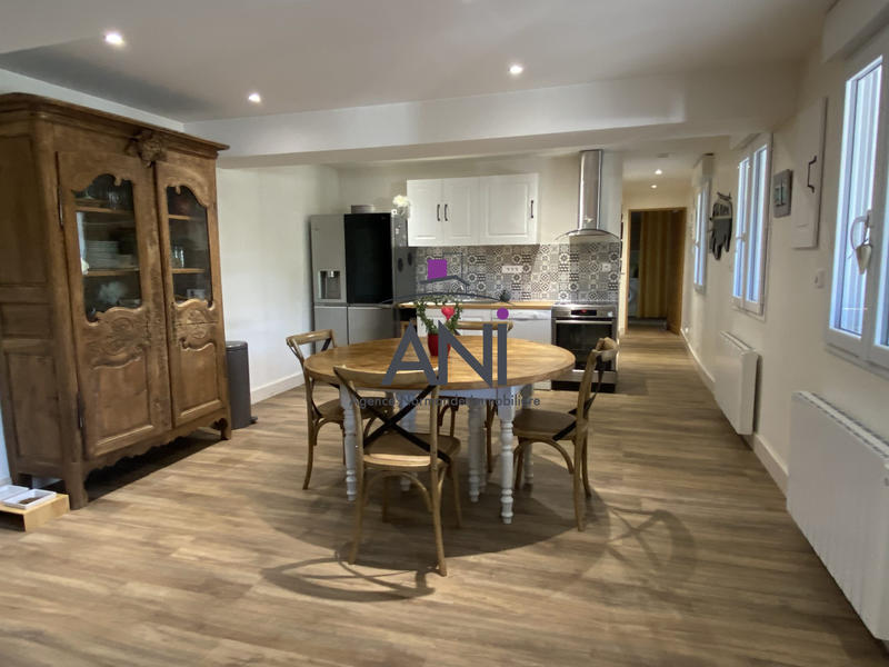 Maison - 98 m² - 4 pièces