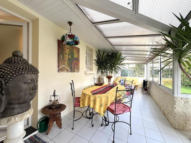 Maison - 92 m² - 5 pièces