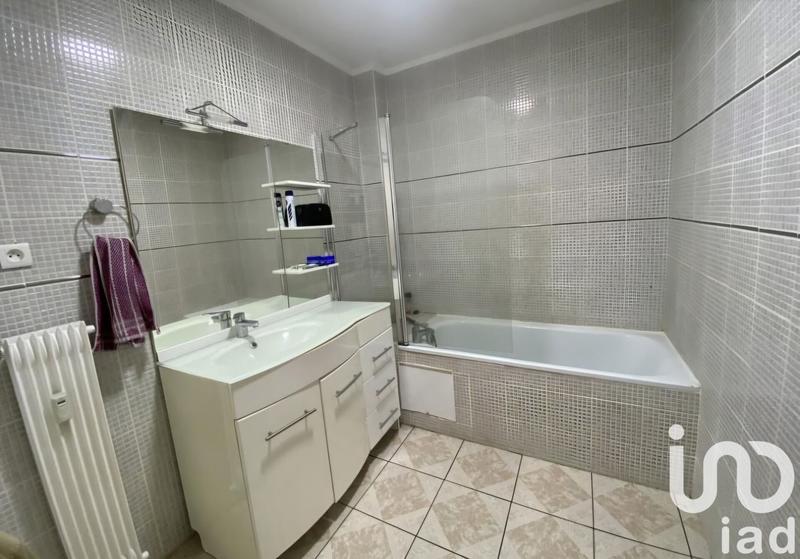 Appartement - 82 m² - 4 pièces