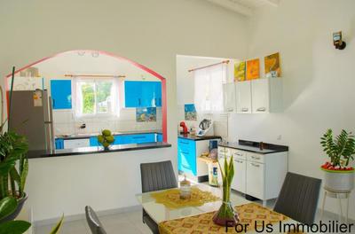 Maison - 84 m² - 3 pièces