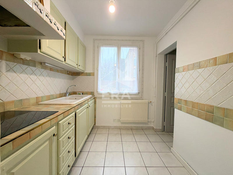 Appartement - 75 m² - 4 pièces