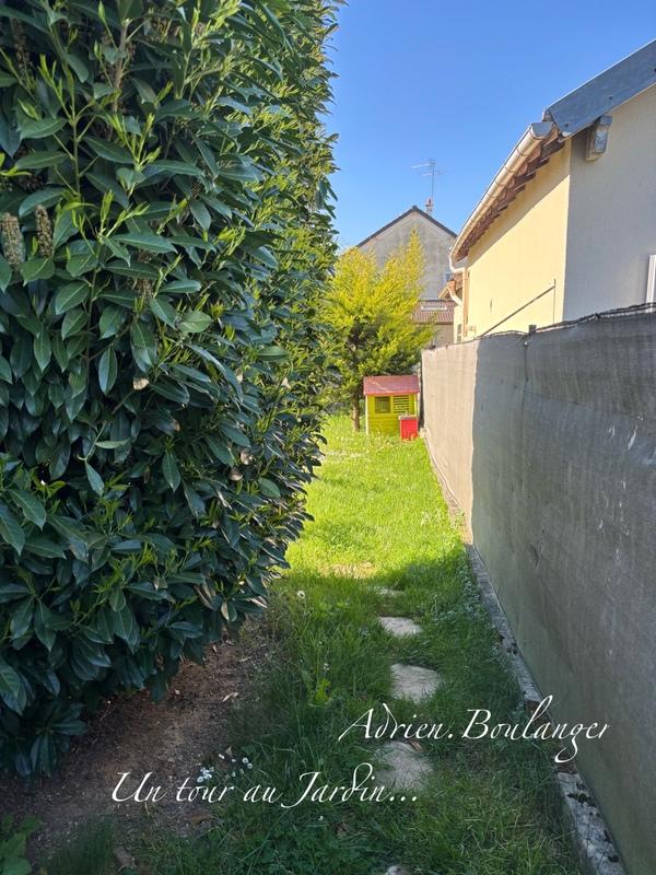 Maison - 98 m² - 5 pièces