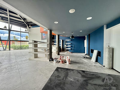 Local commercial - 300 m²