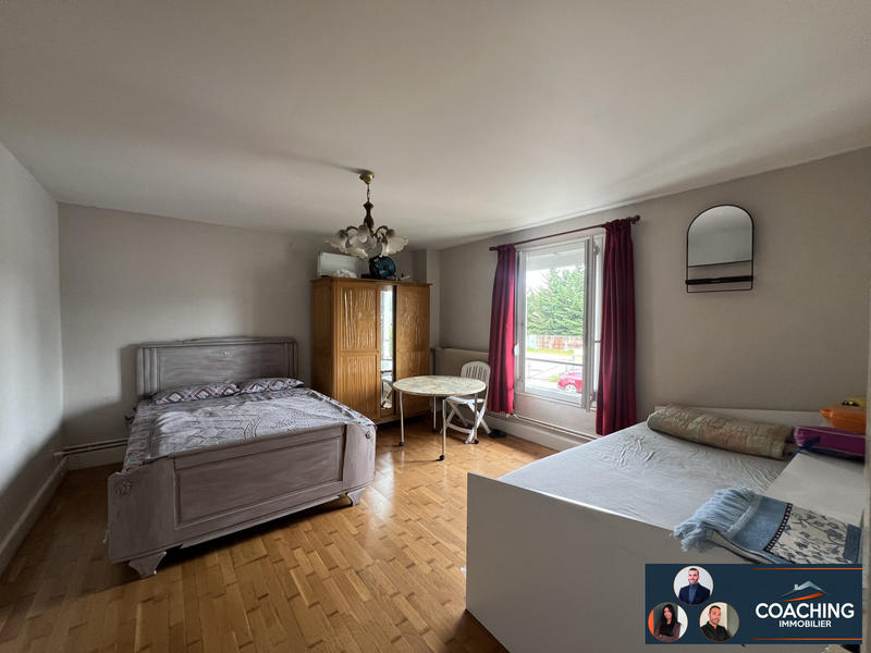 Maison - 137 m² - 6 pièces