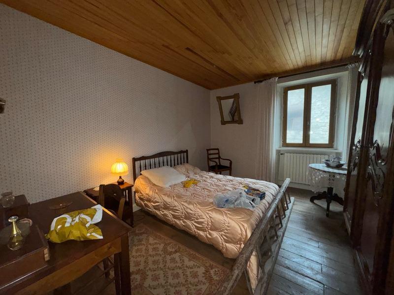 Maison - 257 m² - 11 pièces