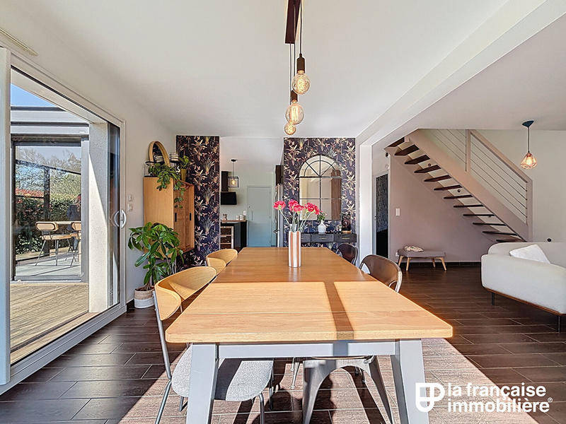 Maison - 133 m² - 6 pièces